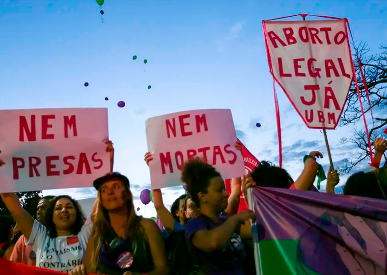 No Brasil, houve no ano passado um total de 2.687 casos de aborto legal