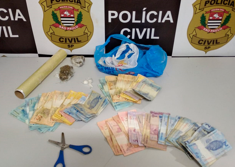 Apreensão no bairro Jardim Planalto, onde drogas e dinheiro foram encontrados