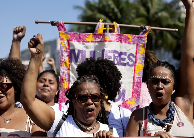 Muitas descobertas e conquistas em diversas áreas atribuídas a homens tiveram, na verdade, a participação de mulheres.