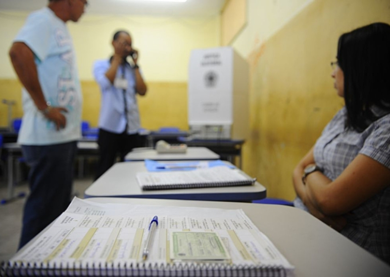 Trabalhadores convocados para atuar como mesários nas eleições têm direito de folgas em dobro nos dias em que ficou à disposição da Justiça Eleitoral.