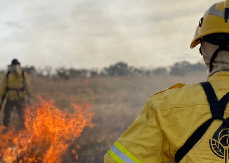 O trabalho em áreas de alta temperatura exige uma hidratação constante