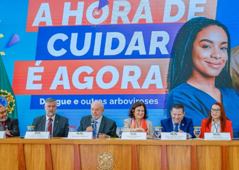 No evento de anúncio, no Planalto, o presidente Lula conclamou a população a fazer sua parte no enfrentamento às arboviroses.