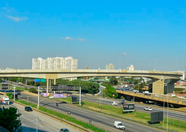 A construção do viaduto integrou as ações previstas em contrato de concessão entre o governo paulista e a empresa ViaOeste