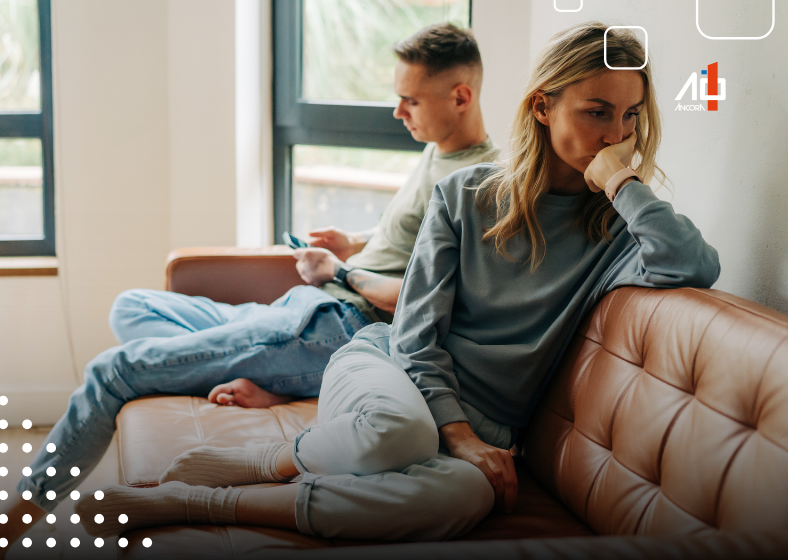 Influenciadores lucram com conteúdo misógino no YouTube, revela pesquisa