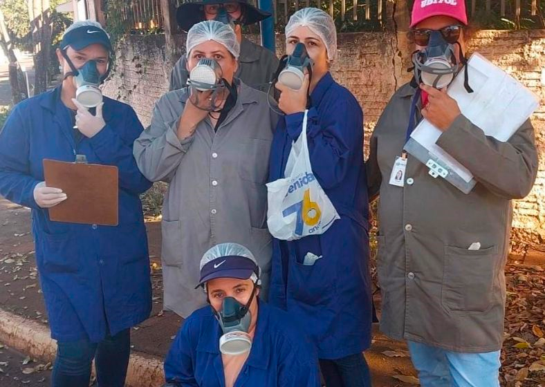 Equipe de vigilância epidemiológica realiza nebulização no bairro Jardim Primavera para combater o mosquito Aedes aegypti