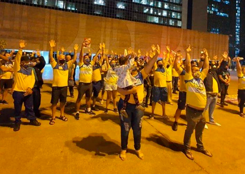 Trabalhadores dos Correios realizam assembleia com indicativo de greve na próxima terça-feira (30)